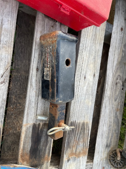 Trailer Hitch Adapter