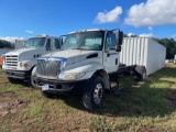 2005 International 4200 (Non Running)(Title)