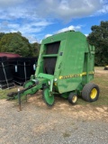 John Deere 466 Round Baler