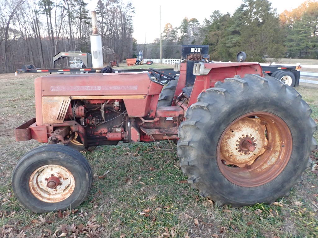 International 674 Tobacco Special