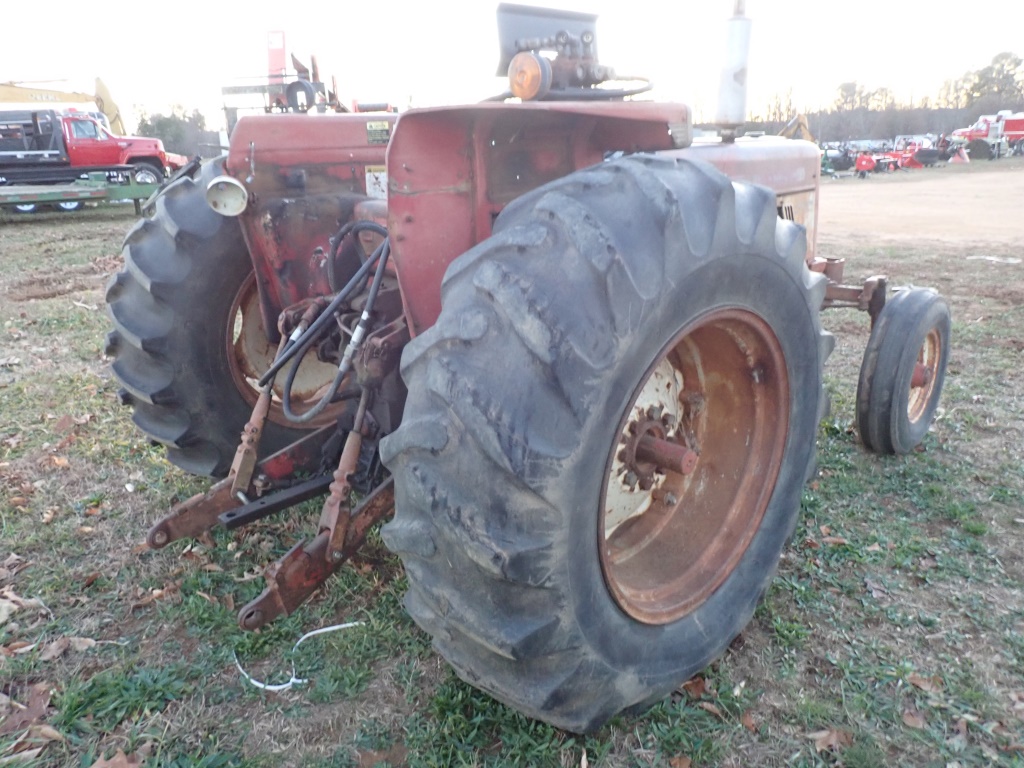 International 674 Tobacco Special