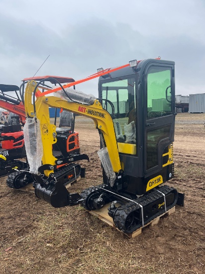 AGT QH13R Mini Excavator - Cab - Yellow