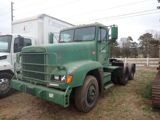 2007 Freightliner Truck LOW MILES