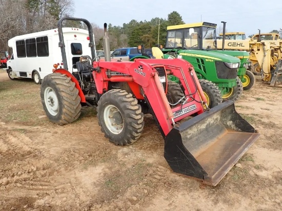 Massey Ferguson 451
