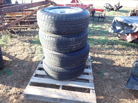 (4) 31x10.50R15 Tires