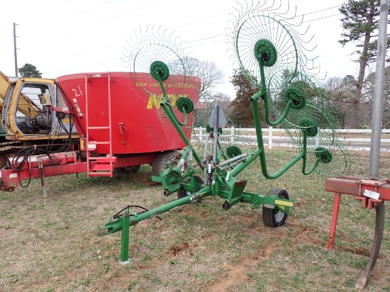 Frontier Eight Wheel Hay Rake