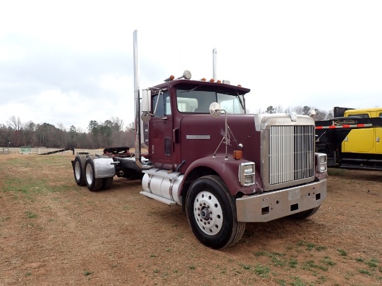 1986 International Road Tractor