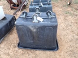 Rubbermaid Commercial Tote On Casters