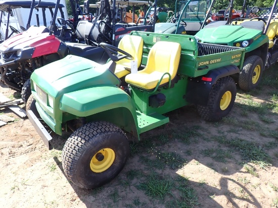 John Deere 4x2 Turf Gator