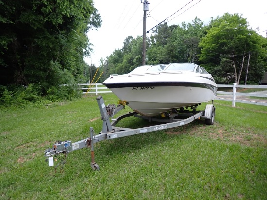 1996 Crownline 202 Boat