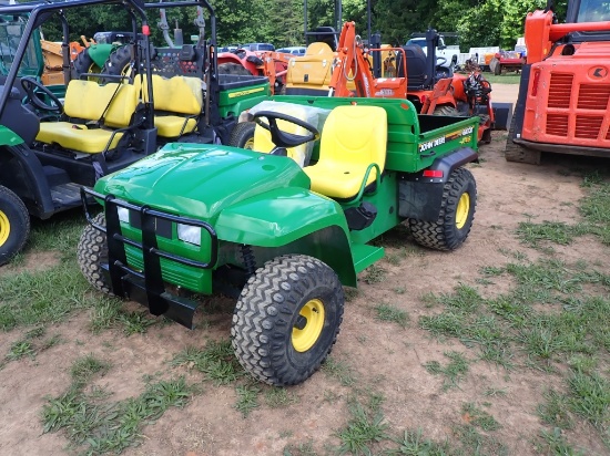 John Deere Worksite 4x2 Gator