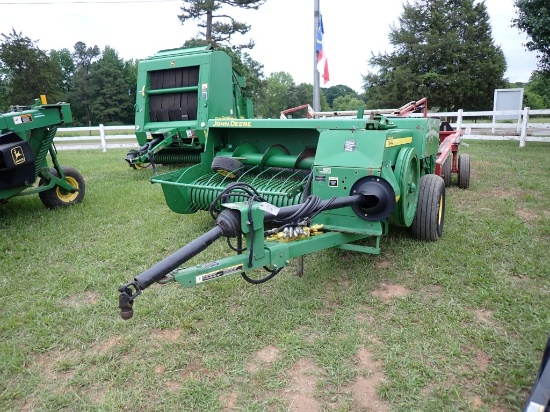 John Deere 348 Square Baler