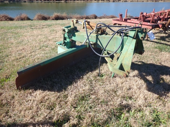 3 Point John Deere 115 8' Hydraulic Blade