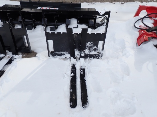 Mini Skid Steer Pallet Forks