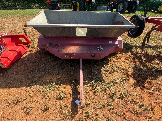 Toro 44 Top Dresser