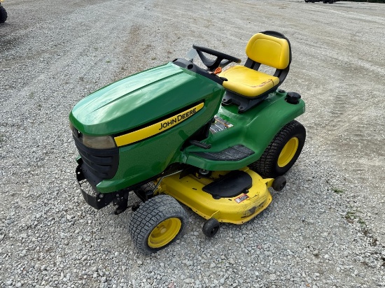 John Deere X320 Riding Mower