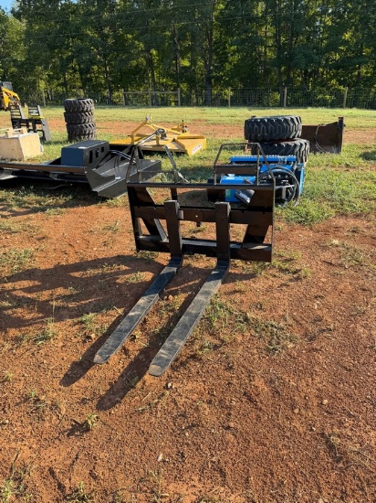 Quick Attach Walk Thru Pallet Forks
