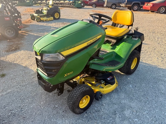 John Deere X300R Riding Mower