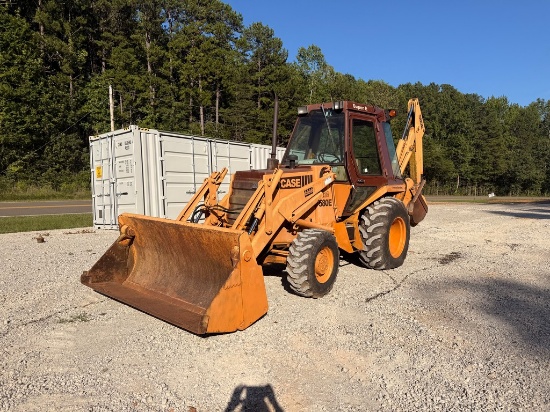 Case 580E Backhoe