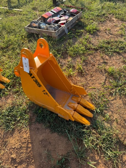 CAT 305 12" Excavator Bucket