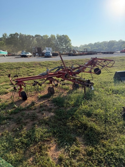 First Choice 4 Basket Hay Tedder