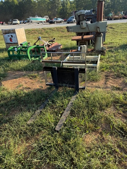 Kivel Dingo Pallet Forks