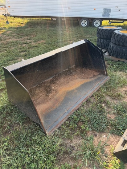 Swict 72" Quick Attach Large Capacity Bucket