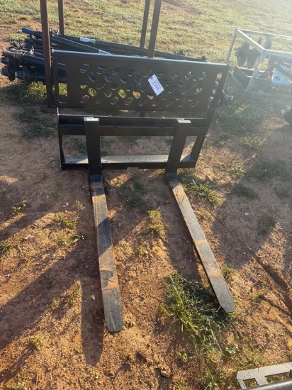 Mid State Quick Attach Heavy Duty Pallet Forks