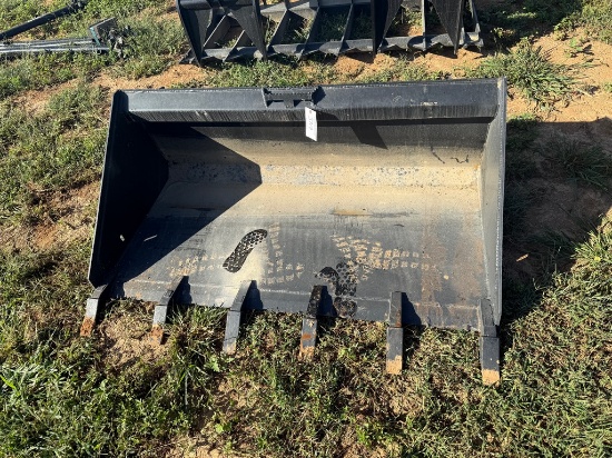 Mid State Quick Attach 60" Tooth Bucket