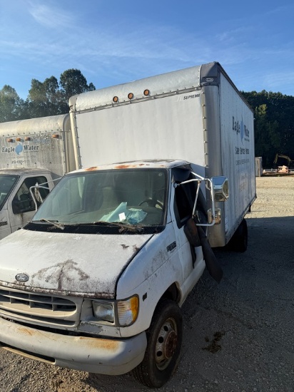 1999 Ford E-350 Box Truck (Non Running)