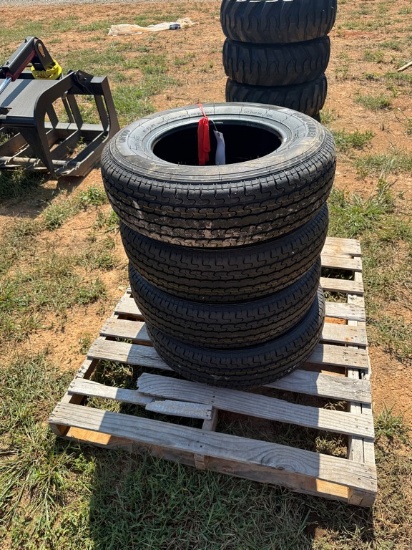 (4) RoadGuider ST205/75R15 Trailer Tires