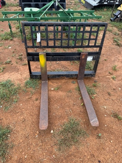 Quick Attach Pallet Forks