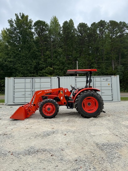 Kubota M7060 Tractor
