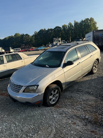 2004 Chrysler Pacifica (Non Running) (TItle)