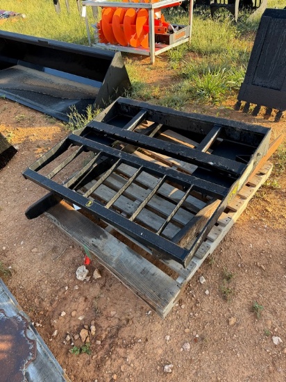 Construction Attachments Quick Attach Pallet Forks