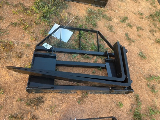AGT Quick Attach Pallet Forks