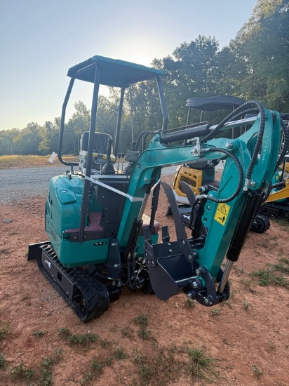 CFG Industrial QK16R Mini Excavator