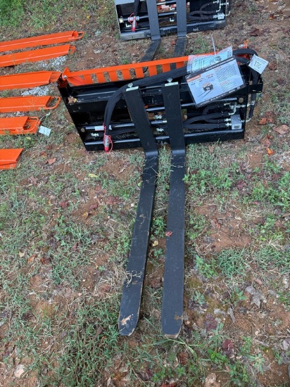 Wolverine Quick Attach Hydraulic Pallet Forks