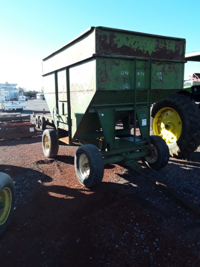 JOHN DEERE TRACTOR
