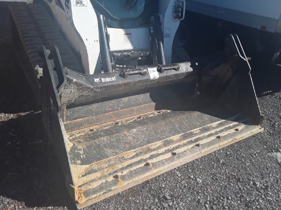 SKIDSTEER