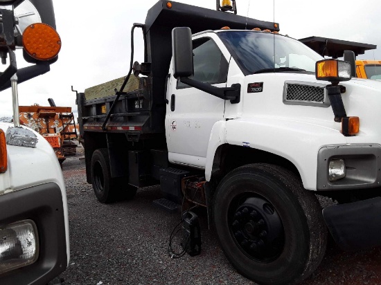 08 GMC 7500 Dump Truck