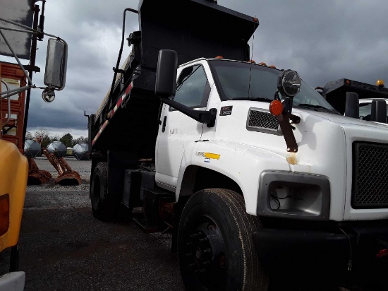05 GMC 7500 Dump Truck