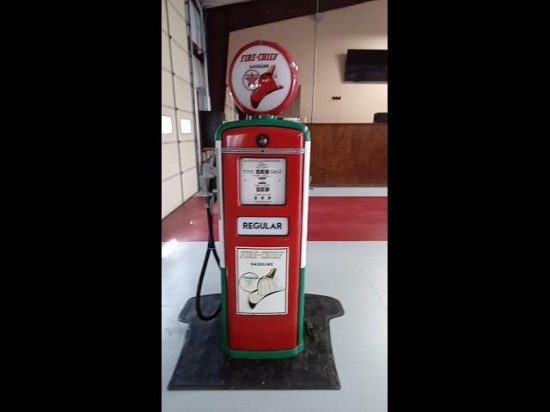 Gas Pump - 20% Buyer's Premium!