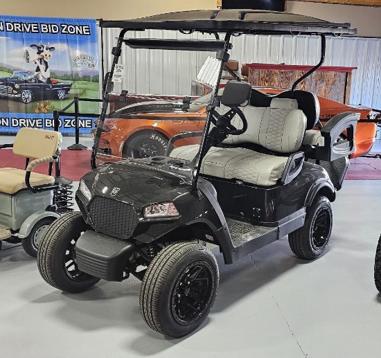 2024 KODIAK GOLF CART 4 SEATER - 22% BUYER'S PREMIUM