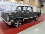 1985 CHEVROLET PICKUP C10 FLEETSIDE