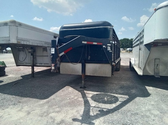 2013 STOLL CATTLE TRAILOR METAL