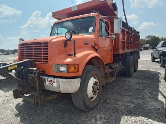 1998 INTERNATIONAL 4900 6X4 TANDEM DUMP