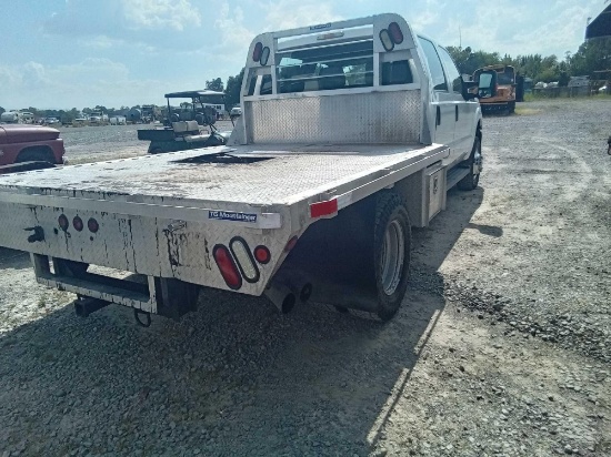 2013 FORD SUPER DUTY F-350 DRW 4WD CREW CAB 176" WB 60" CA XL