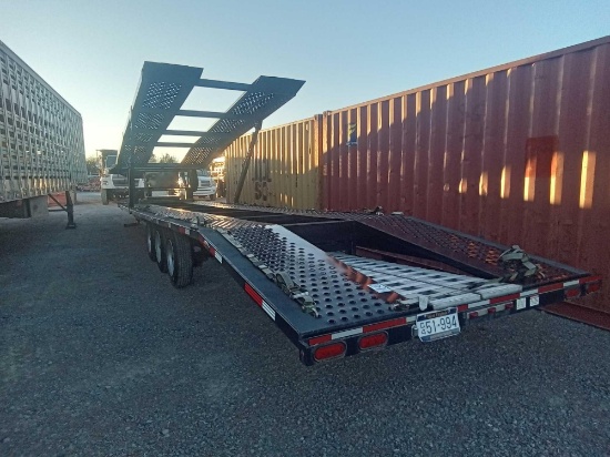 2022 Wallymo Ruggedbilt Car Hauler