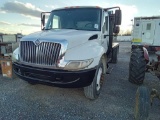 2007 INTERNATIONAL 4300 DT466 FLATBED